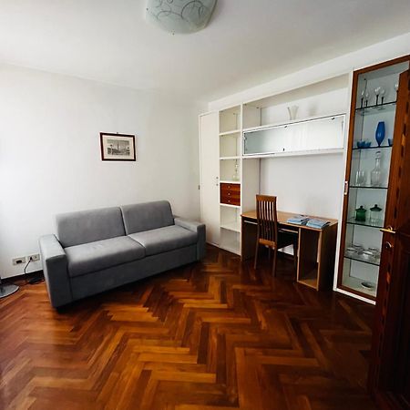 Casarosalia Apartment เวนิส ภายนอก รูปภาพ