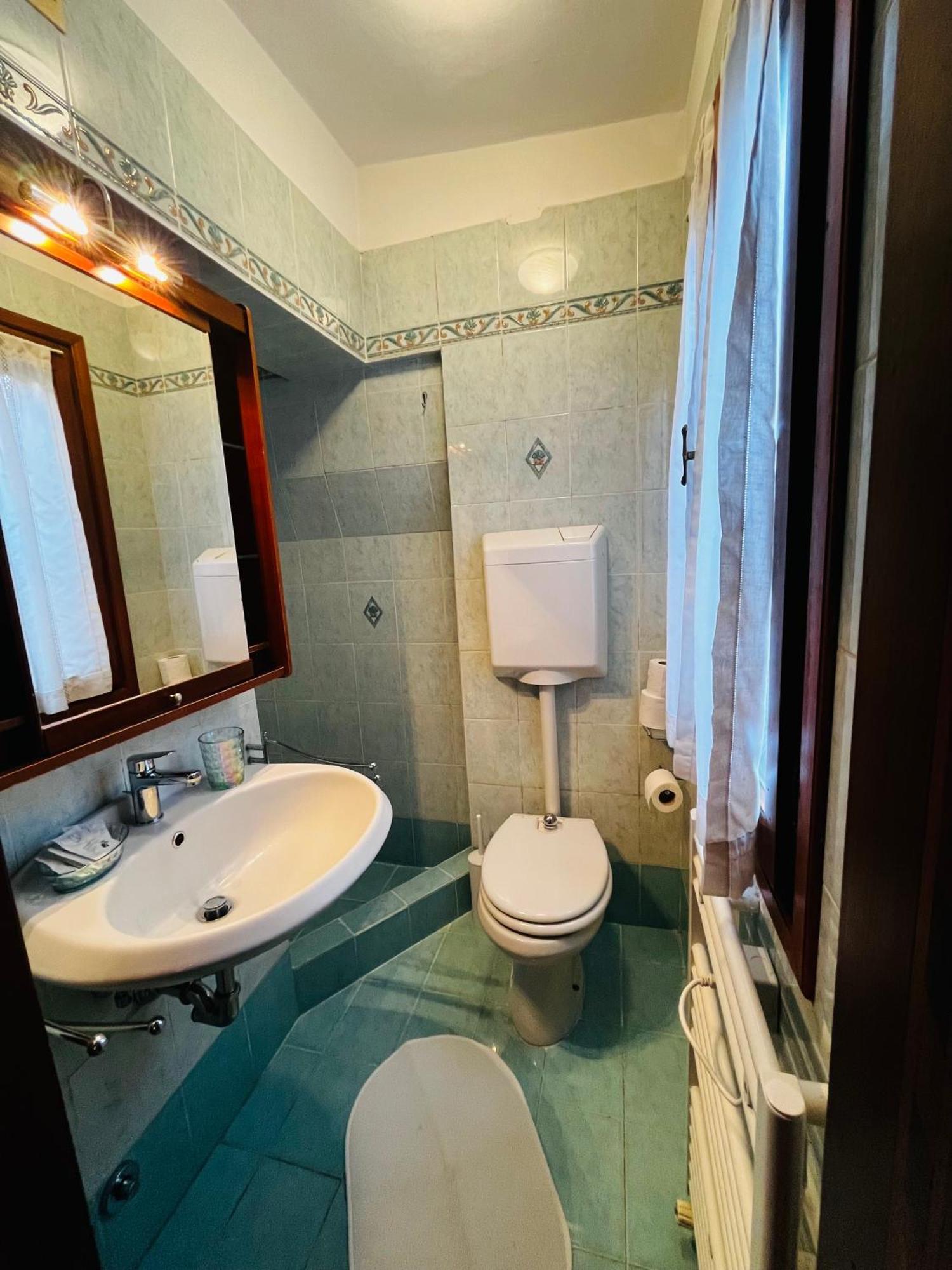 Casarosalia Apartment เวนิส ภายนอก รูปภาพ