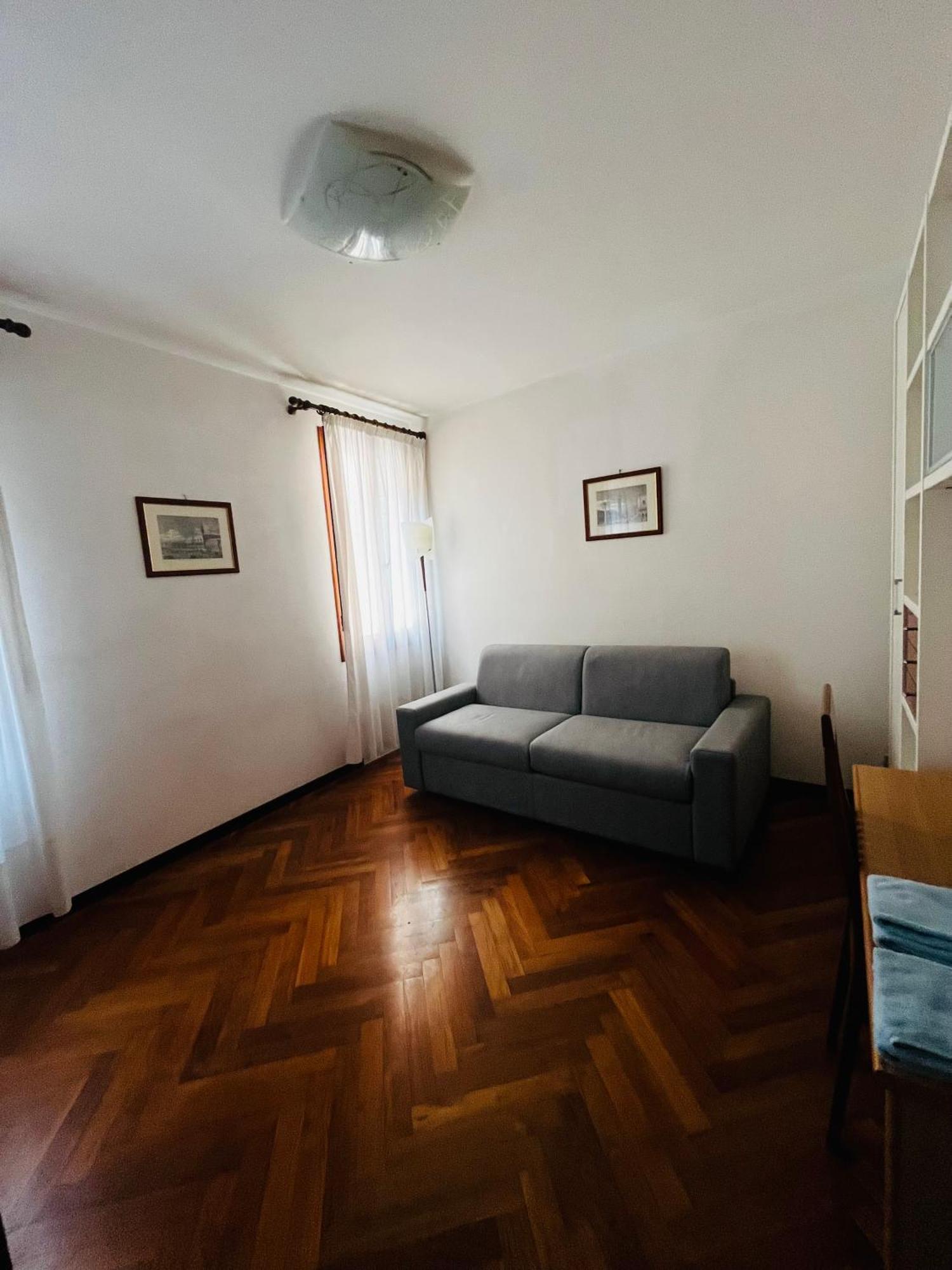 Casarosalia Apartment เวนิส ภายนอก รูปภาพ